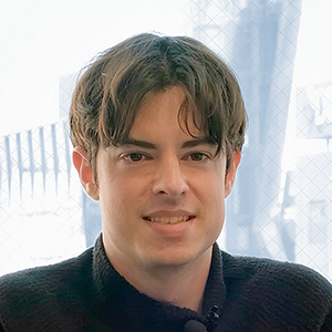 Hugo, de España / Curso «Japonés de Negocios»